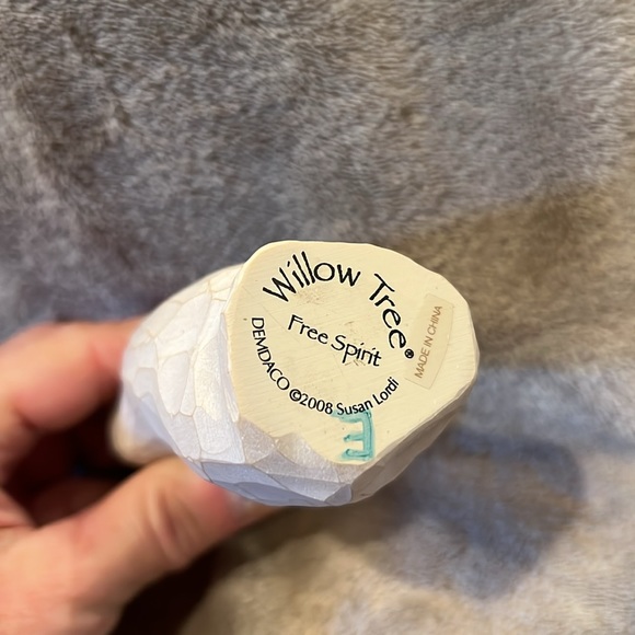 Willow Tree Free Spirit figurine - Picture 3 of 3